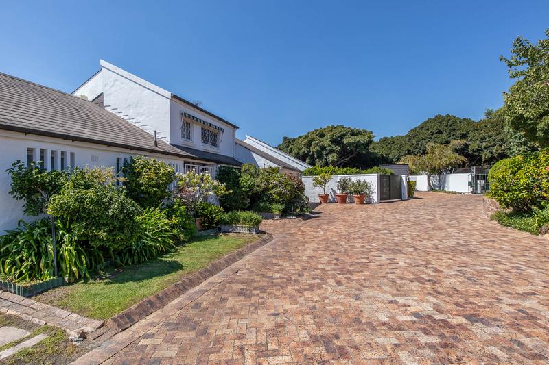3 Bedroom Property for Sale in Constantia Western Cape
